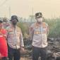 Kapolda Kalteng Irjen Iwan Kurniawan tinjau karhutla di Palangka Raya. (Foto: HO-Polda Kalteng)