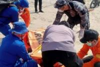 Penemuan jasad berpelampung di pantai Seruyan diduga dari KM Virgo Transport 8. (Foto: Istimewa)