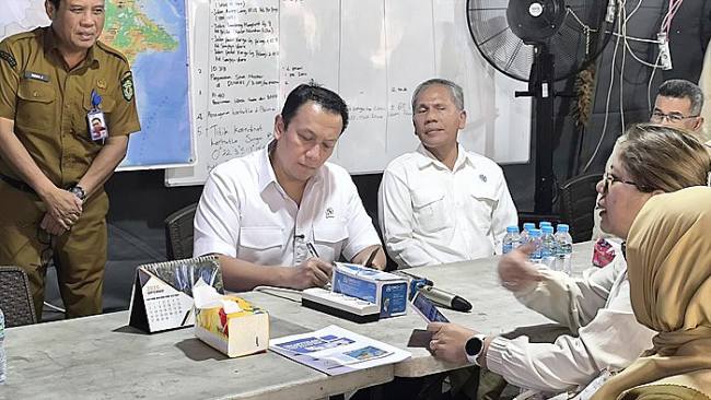Wamen LH RI Diaz Hendropriyono saat tinjau posko BPBD Kaltim. (Foto: Istimewa)