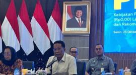 Menteri Hukum Supratman Andi Agtas dalam konferensi pers di Jakarta, Senin (26/10/2026). (Foto: Antara/Laily Rahmawaty)