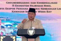 Presiden Prabowo menyampaikan pidato pada peluncuran ekspor perdana baterai kendaraan listrik dan 11 proyek industri di kawasan Indonesia Weda Bay Industrial Park (IWIP), Halmahera Tengah, Maluku Utara, Kamis (8/10/2026). (Foto: YouTube @Sekretariat Presiden)