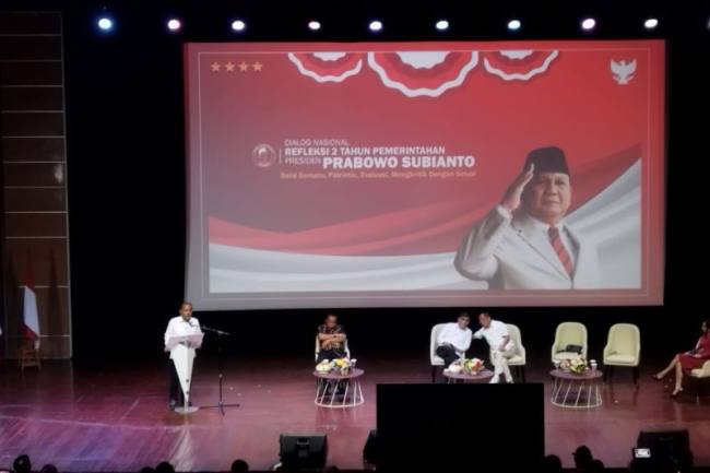 Tenaga Ahli Utama Badan Komunikasi Pemerintah RI Hariqo Wibawa Satria menyampaikan pidato dalam acara 