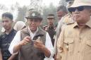 Menteri Kehutanan Raja Juli Antoni meninjau penanggulangan kebakaran hutan dan lahan (karhutla) di Hutan Lindung Liang Anggang, Banjarbaru, Kalimantan Selatan, Senin (12/10/2026). (HO-Antara)