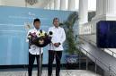 Menhut Raja Juli Antoni (kiri) dan Wamenhut Rohmat Marzuki memberikan keterangan kepada wartawan jelang Sidang Kabinet Paripurna di Kompleks Istana Kepresidenan, Jakarta, Rabu(21/10/2026). (Foto: Antara/Prisca Triferna)