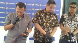 Direktur Reskrimsus Polda Kalsel Kombes Pol Sigit Haryono, SIK, SH, MH (kiri) saat dalam konferensi pers, Jumat  (2/10/2026). SuarIndonesia/ZI)