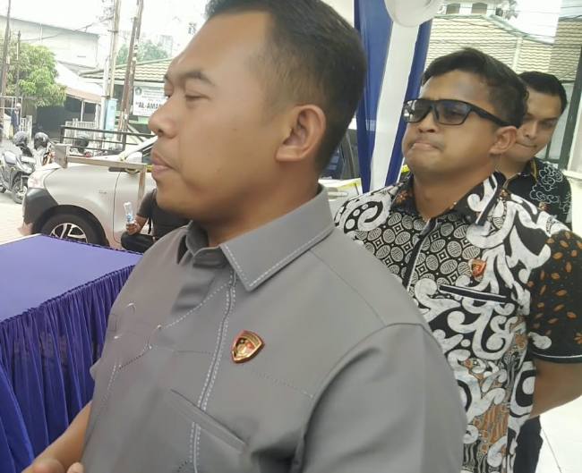Direktur Kriminal Khusus (Dirkrimsus) Polda Kalsel, Kombes Sigit  Sigit Haryono