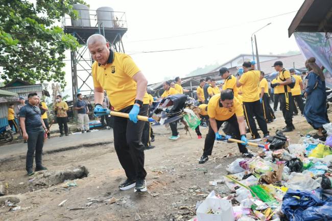 Dipimpin langsung Kapolda Kalsel Irjen Pol Dr. Rosyanto Yudha Hermawan.