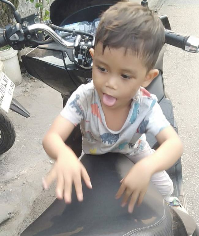 Farid saat di motor penemu. (SuarIndonesia/ZI) 