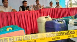 Pengungkapan empat kasus tersebut disampaikan Kapolresta Banjarmasin Kombes Pol Riza Muttaqin, didampingi Kasat Reskrim Kompol Eru Alsepa, dalam konferensi pers Rabu (21/10/2026) SuarIndonesia/YI)