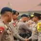 SEBANYAK 100 personel Brimob Korbrimob Polri dan lima personel Bareskrim Polri diterjunkan untuk memperkuat penanganan karhutla di wilayah Kalteng.(Foto: RRI)