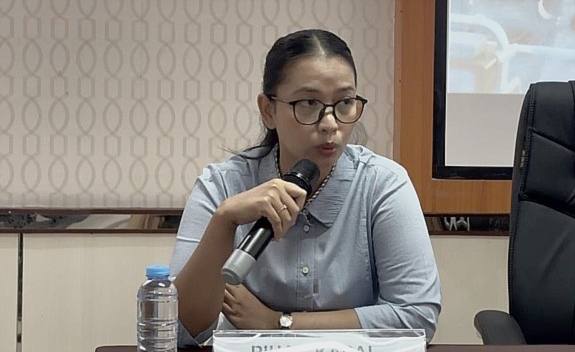 Kepala Kantor Cabang PT VKS saat press release di RS Bhayangkara Banjarmasin. (Foto: detikKalimantan/Khairun Nisa)