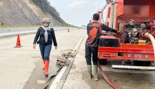 Nina (43), perempuan yang tergabung dalam Srikandi BPBD Samarinda. (Foto: dokumentasi pribadi)