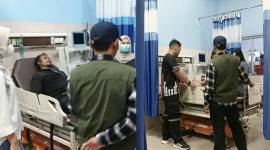 Relawan karhutla di Kobar tumbang hingga harus dirawat di RS. (Foto: Istimewa)