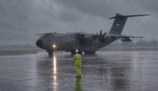 TNI AU melakukan Operasi Modifikasi Cuaca (OMC) di Kalimantan. (Foto: Istimewa)