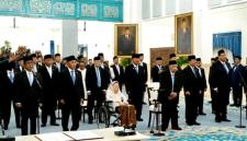 Anggota Dewan Pertimbangan Presiden (Wantimpres) RI mengikuti prosesi pelantikan yang dipimpin oleh Presiden Prabowo Subianto di Istana Negara, Jakarta, Jumat (2/10/2026). (Foto: HO-BPMI Sekretariat Presiden)